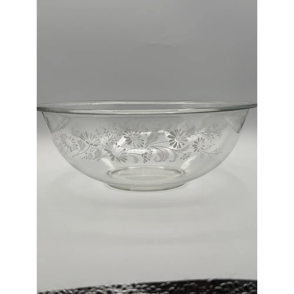 Vintage Pyrex 326 4L Colonial Mist Mixing Bowl Clear White Daisies 11 3/4” Large